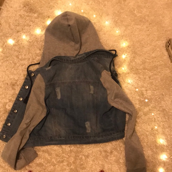 Jean jacket - Picture 2 of 2
